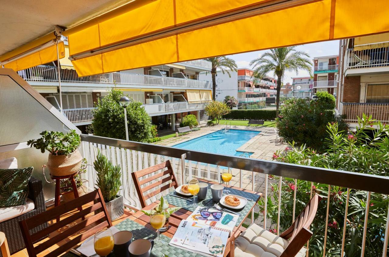 Beachfront Resort Apartment Castelldefels Dış mekan fotoğraf